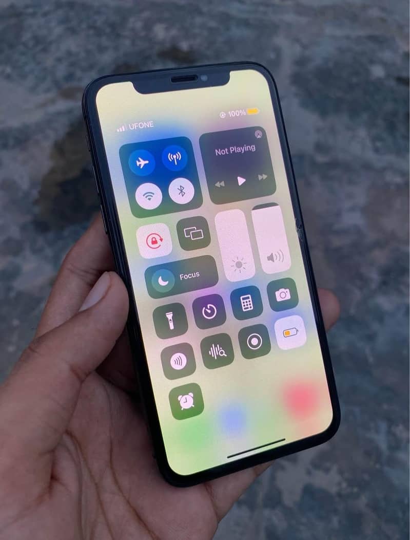 Apple iPhone X 3