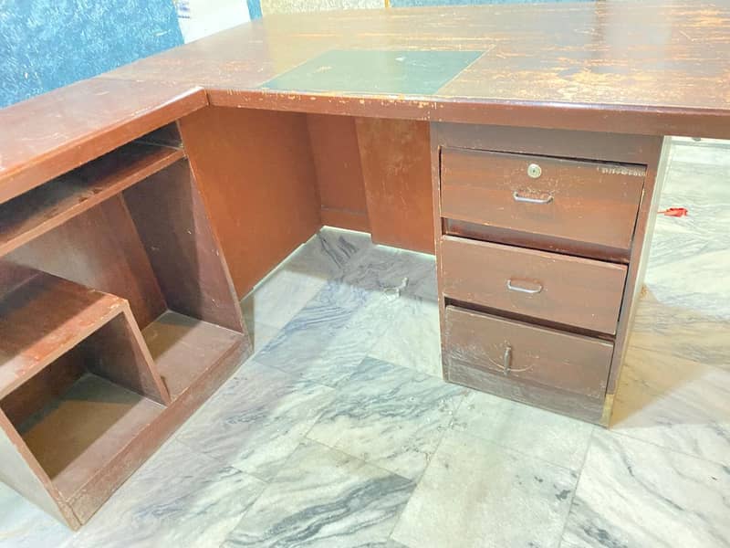 large executive table 3