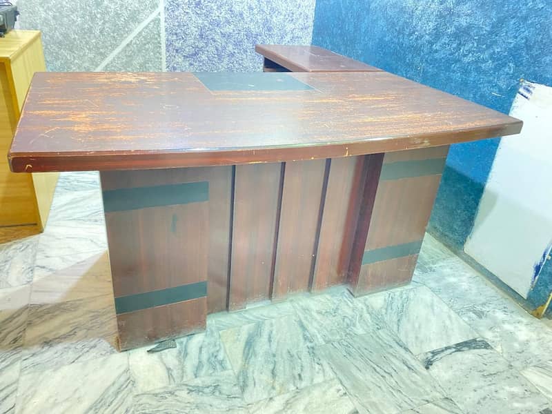 large executive table 4