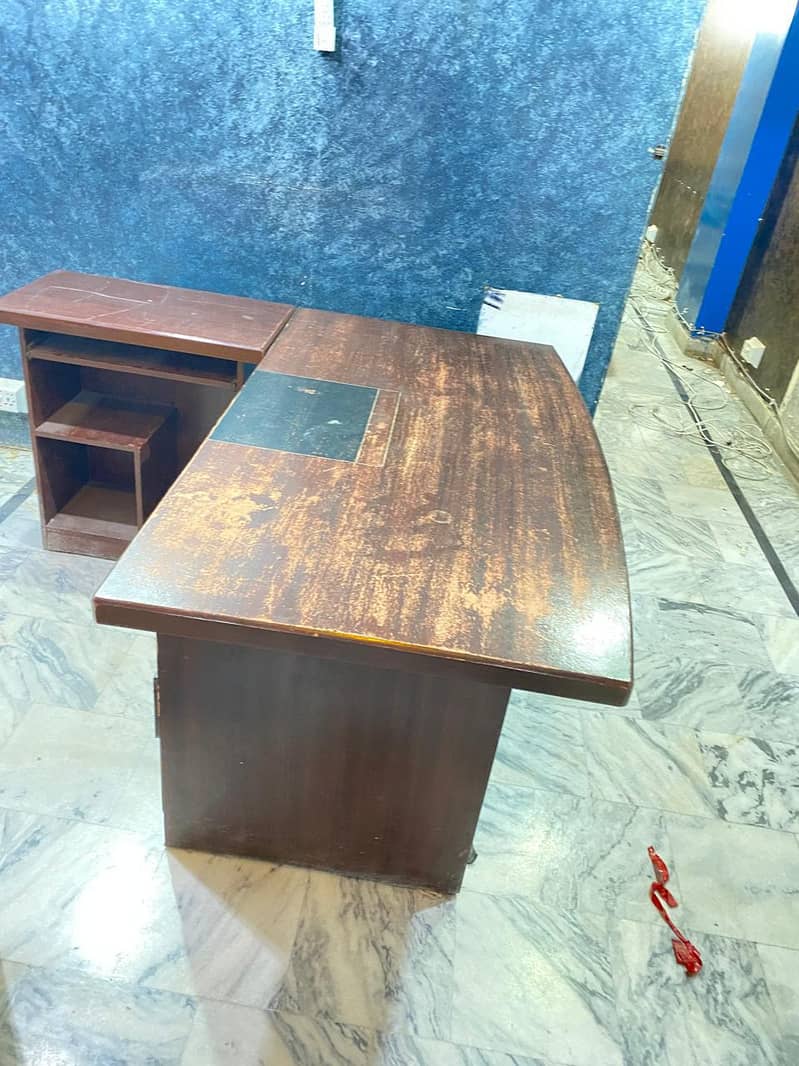 large executive table 5