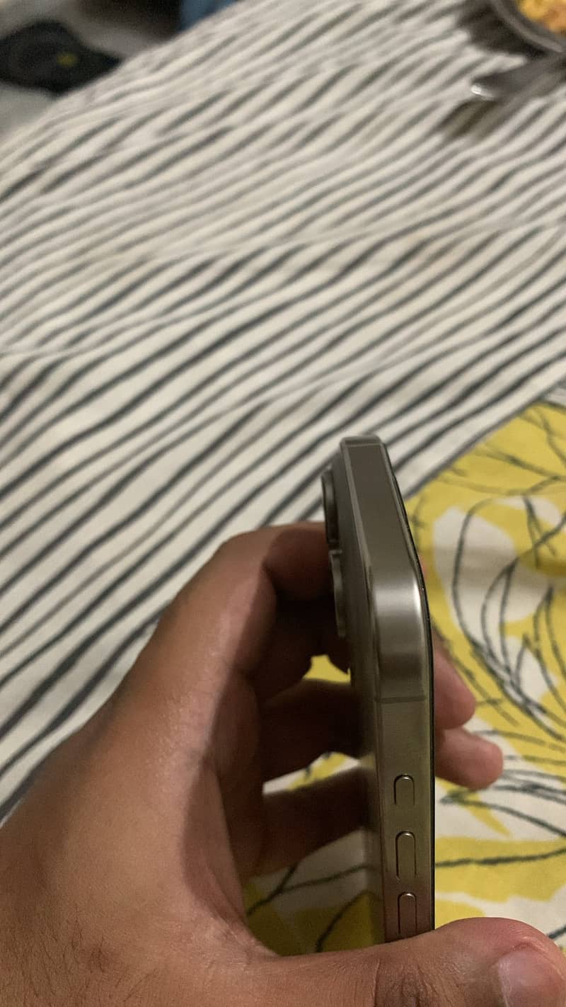 Iphone 16 Pro 3
