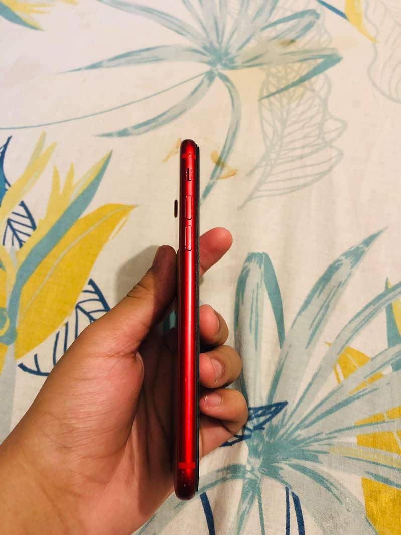 APPLE IPHONE 8 3