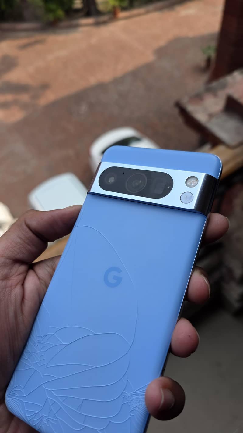Google Pixel 8 pro 1