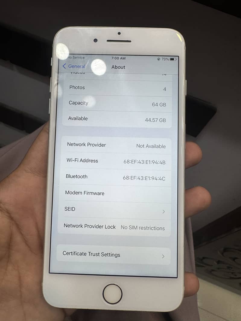 Apple iPhone 8 Plus 3