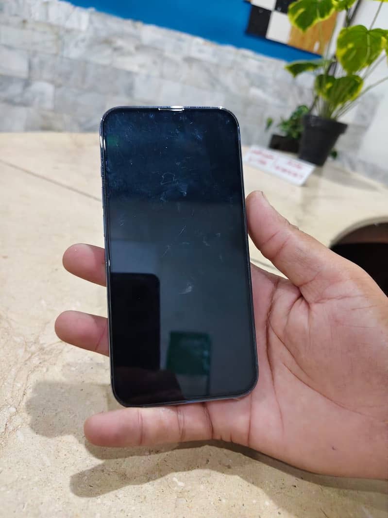 Apple iPhone 13 Pro 5