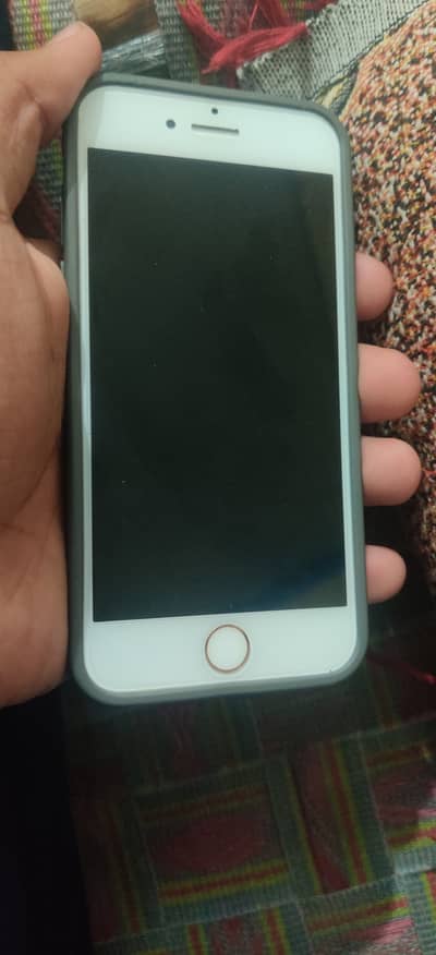 Apple iPhone 7