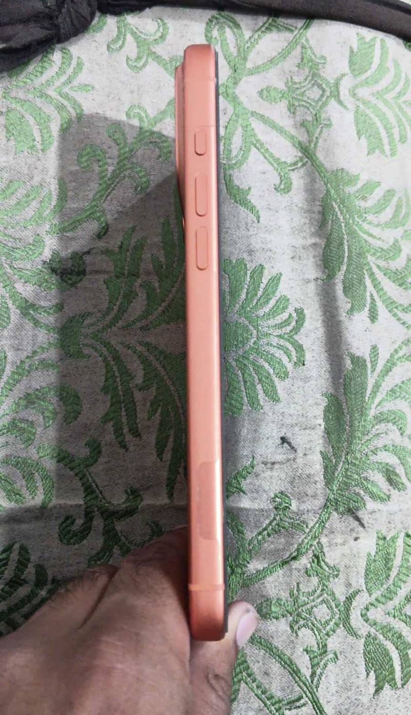 Apple iPhone 17 Pro Max 2