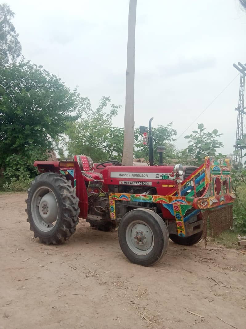 MF 240 Model 2011 0