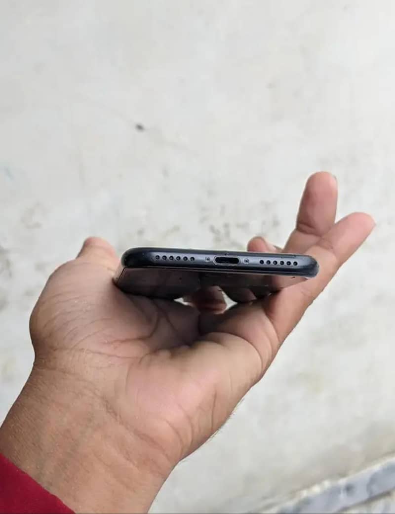Apple iPhone SE 7