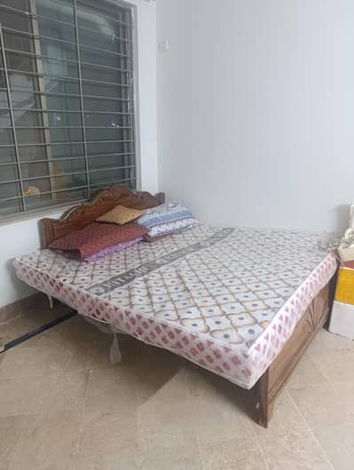 Double Bed Mattress for Sale – Almost New, Plastic Cover Pack