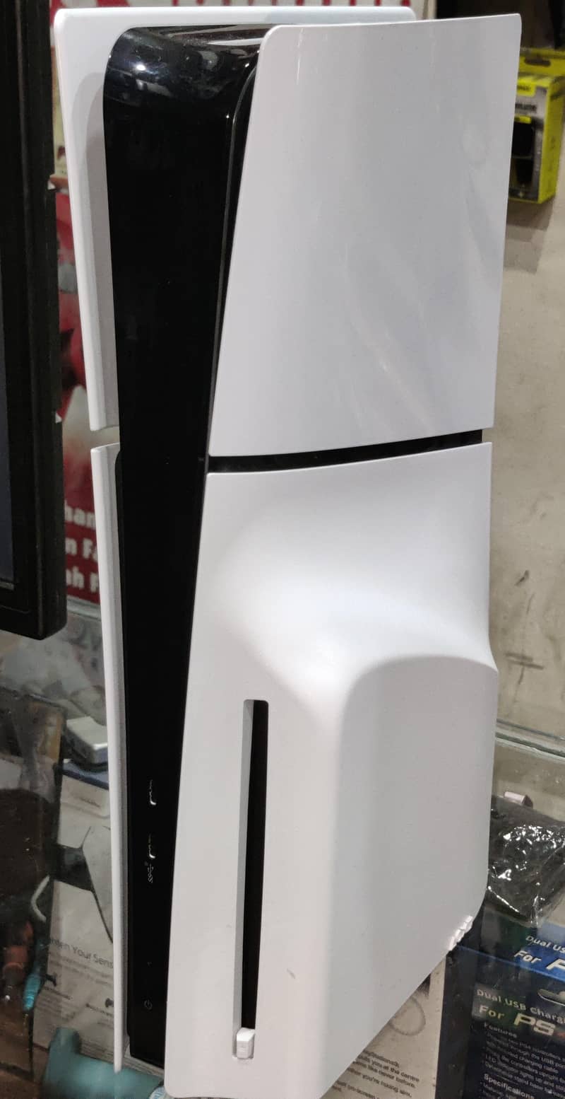 PS5 SLIM 1