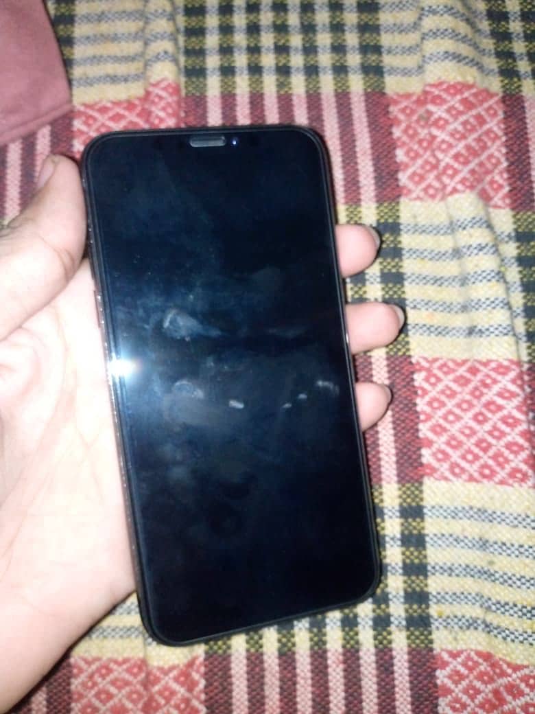 Apple iPhone X 4