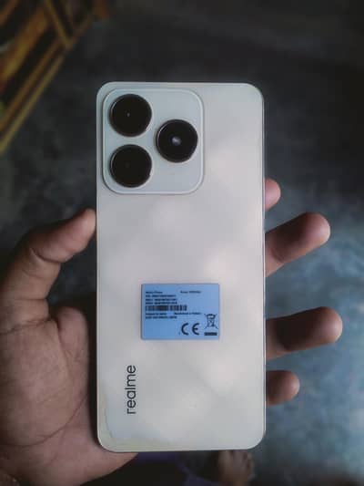 Realme C61