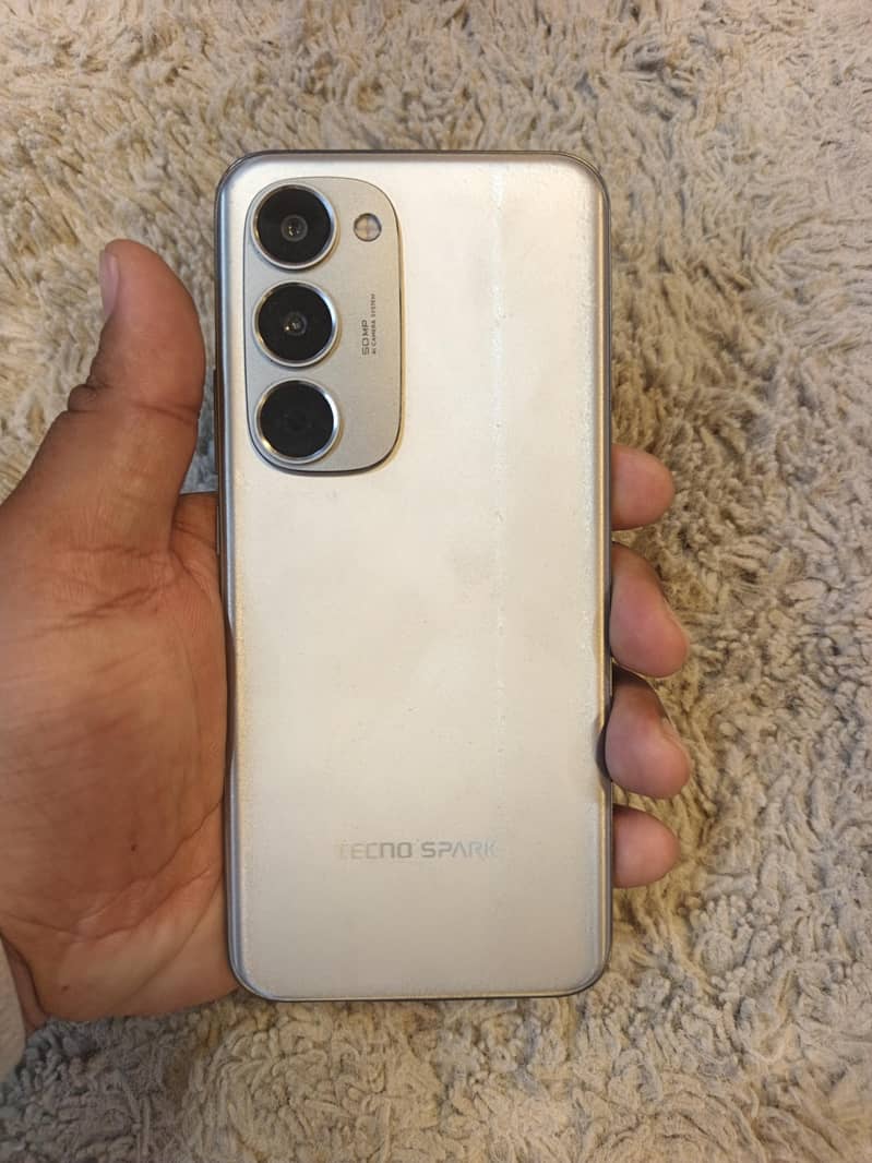 Tecno 40 pro plus 1