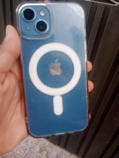 Apple iPhone 13
