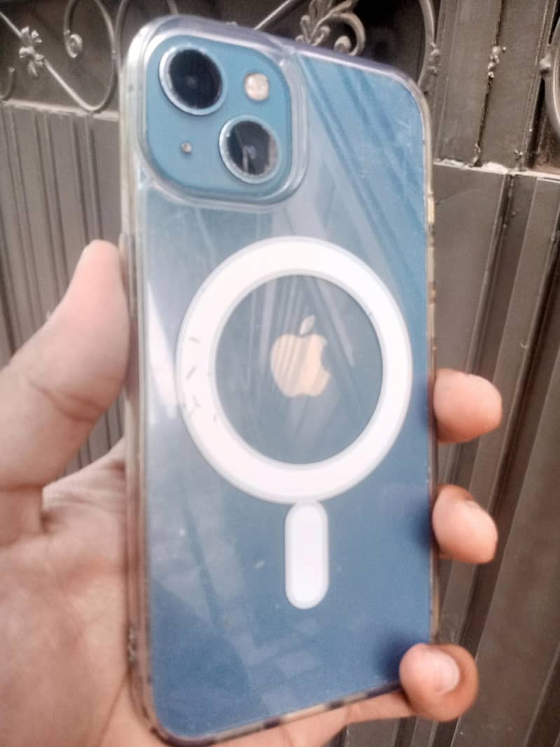 Apple iPhone 13 1