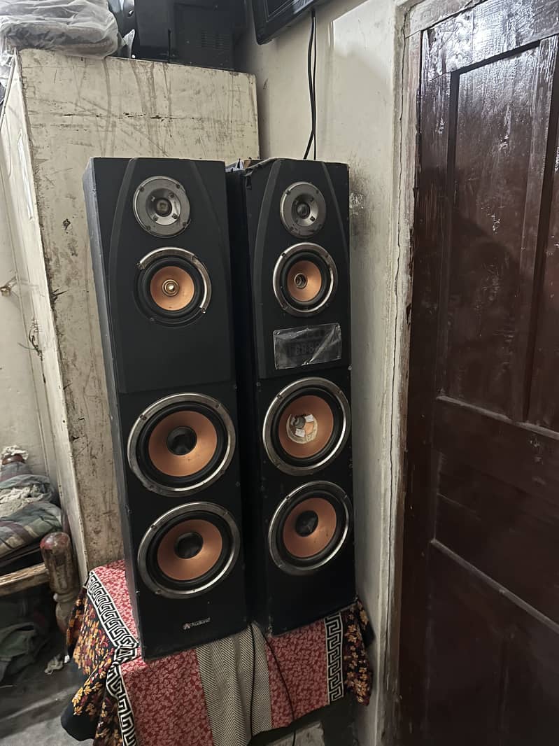 Audionic speakers 1