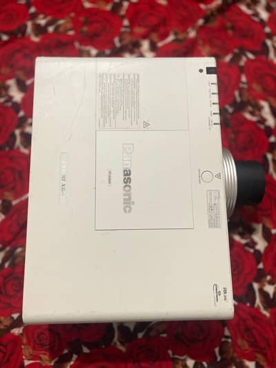 Panasonic PT-EX600 projector