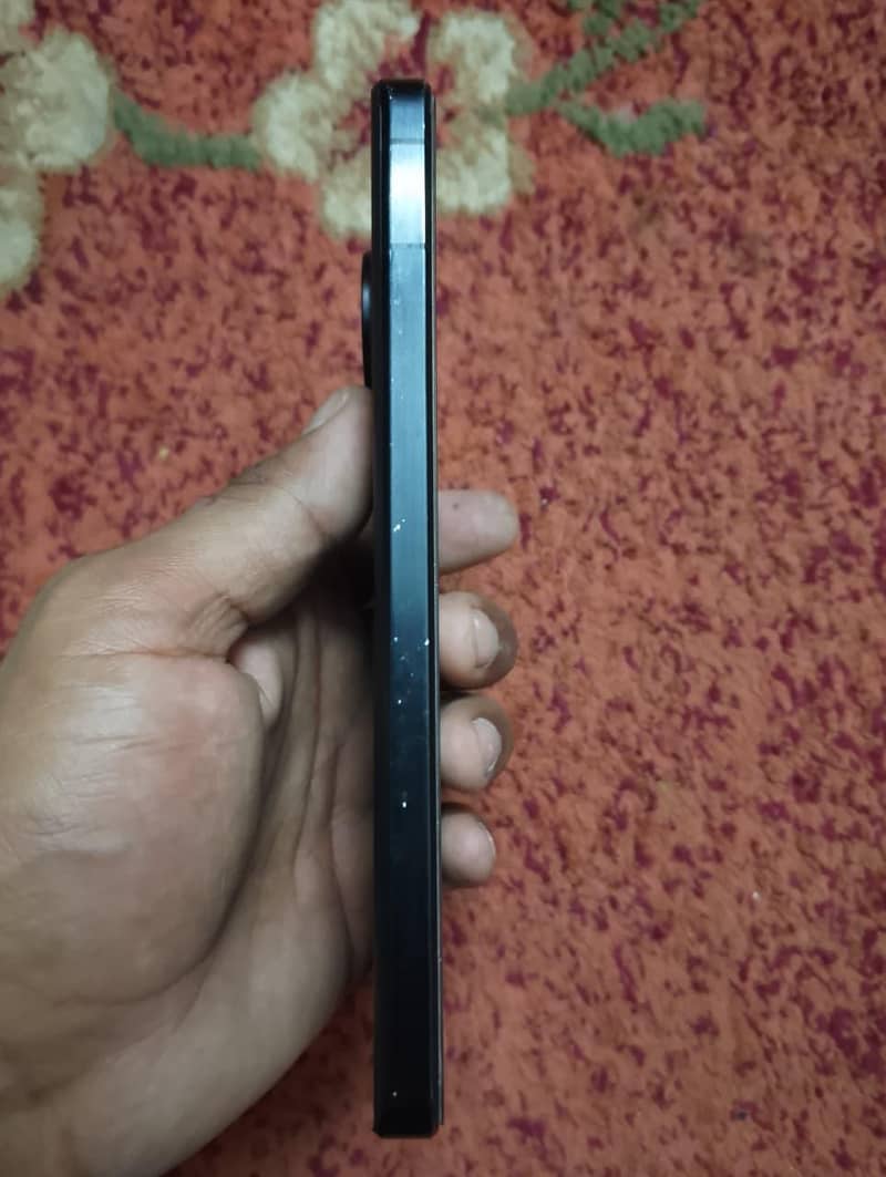 SHARP AQUOS R7 4