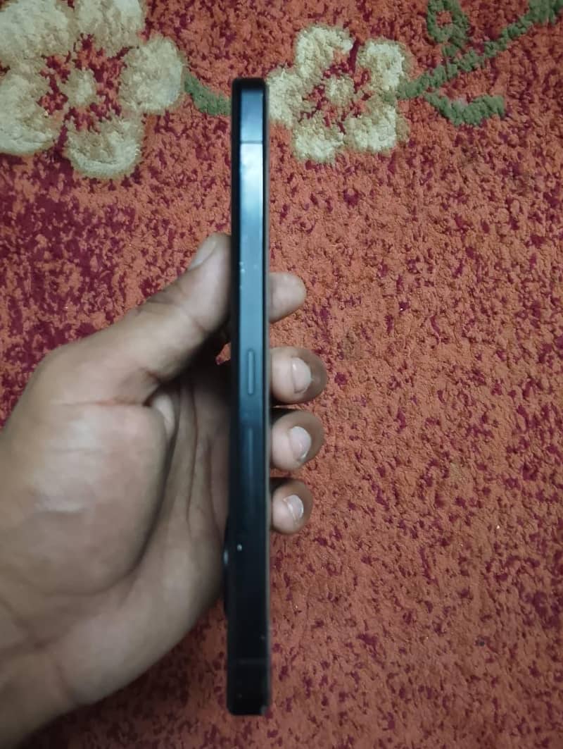 SHARP AQUOS R7 5