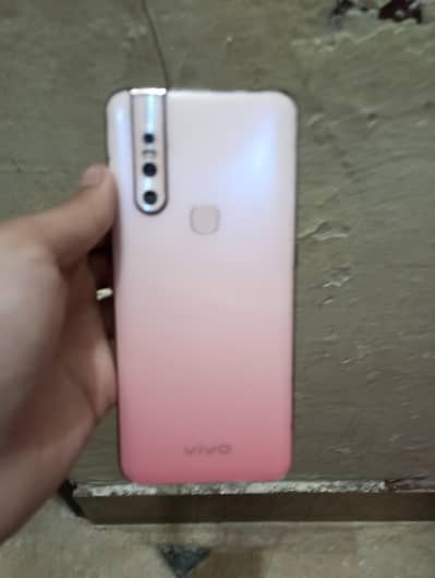 Vivo V15