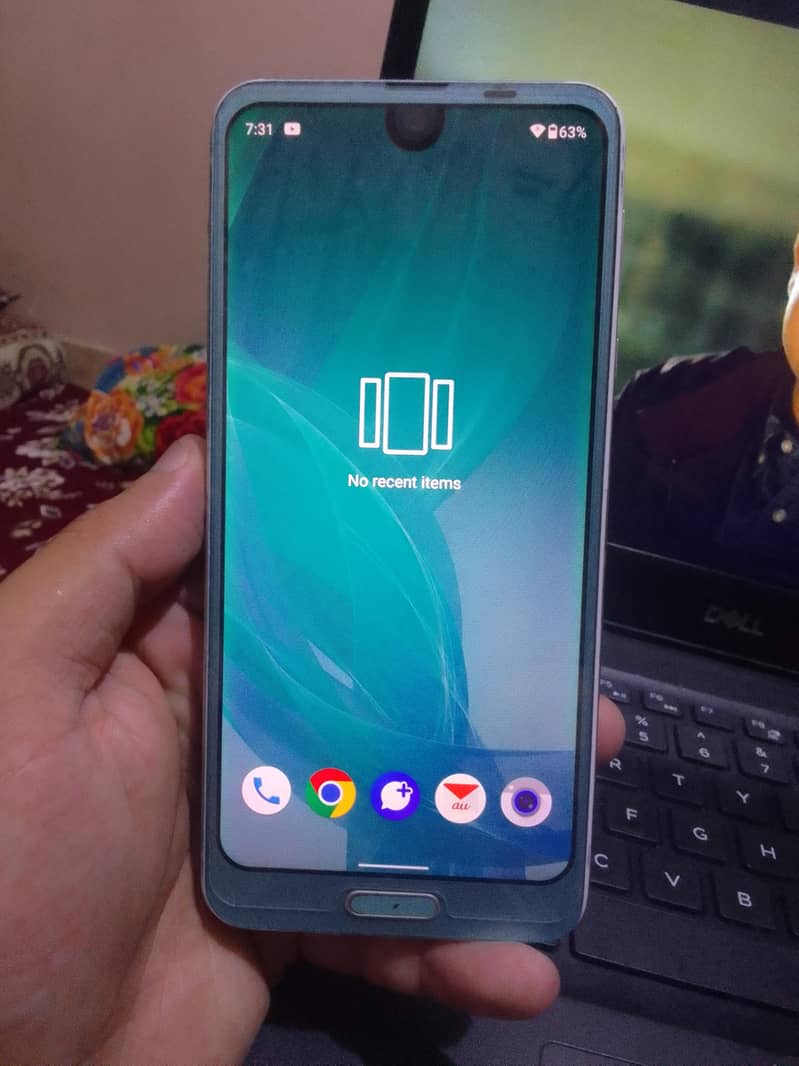 sharp Aquos r2 4 64 1
