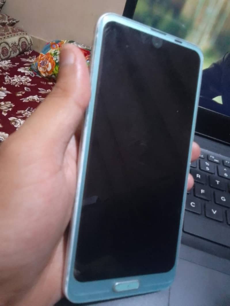 sharp Aquos r2 4 64 4