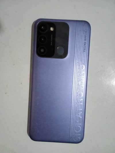 Tecno Spark 8C
