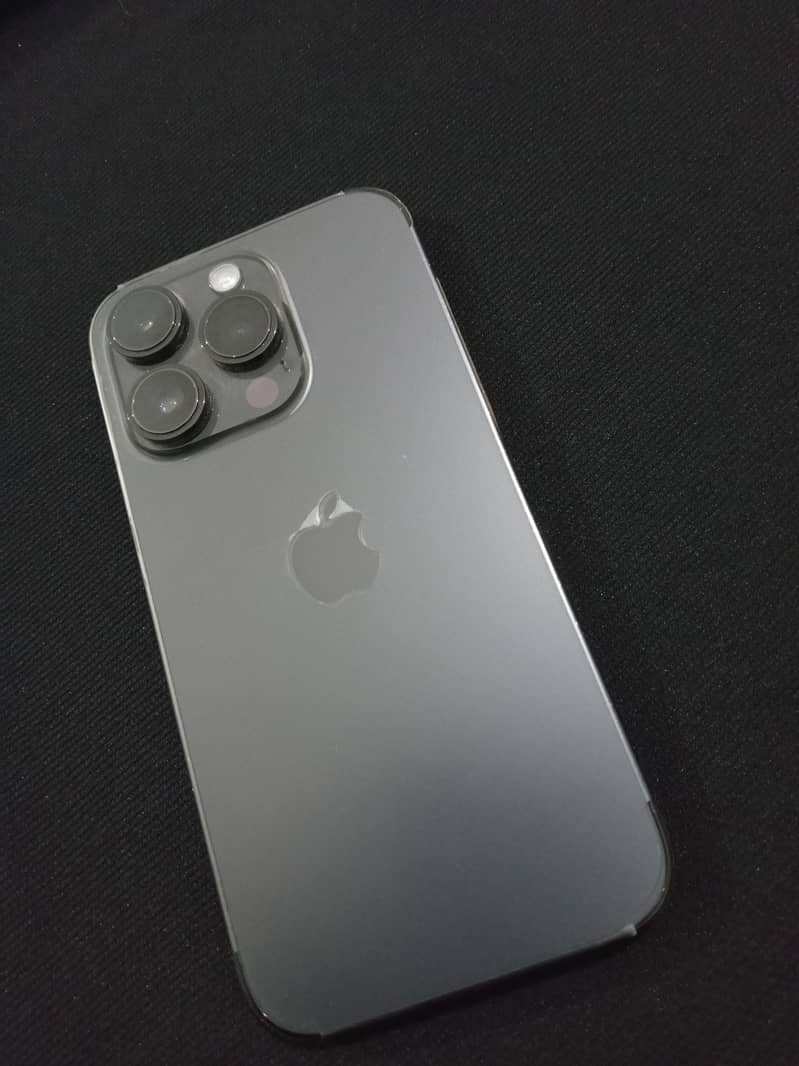 Apple iPhone 14 Pro 0