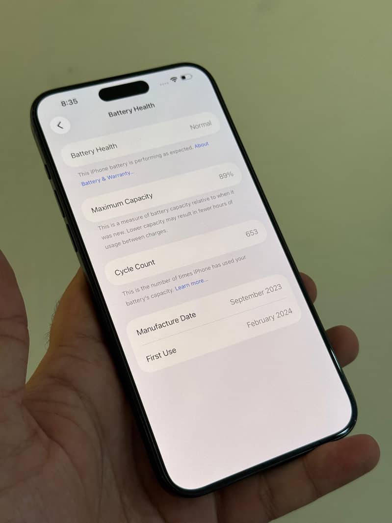 Apple iPhone 15 Pro Max 2