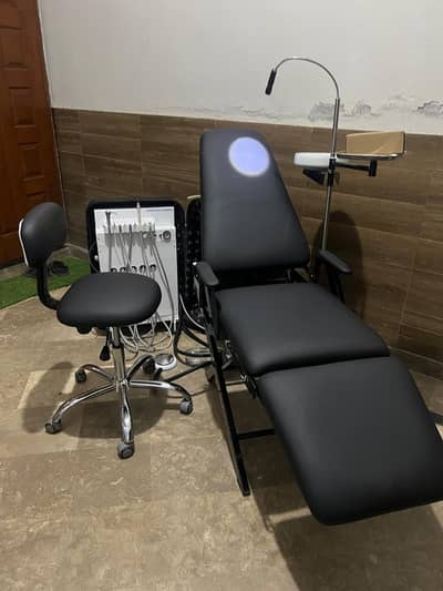 Portable Dental Unit with inbuilt Compressor