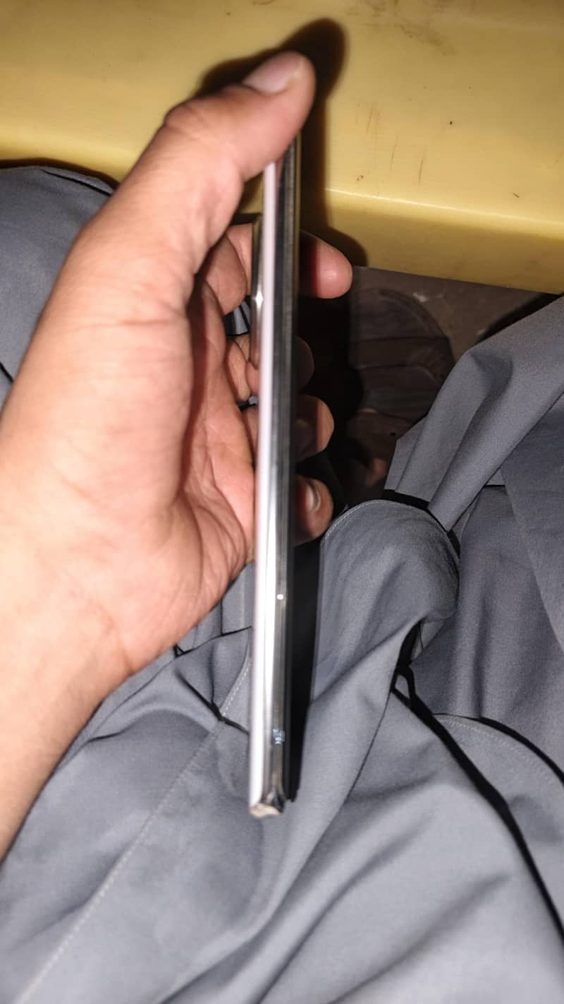 Tecno Spark 20 Pro Plus 3