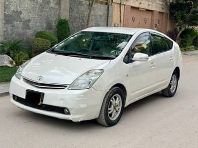 Toyota Prius 2008 reg 2012 hybrid