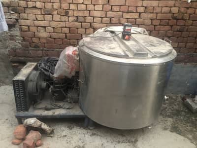 Milk chiller