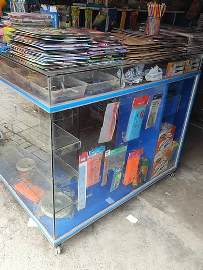 Shop display counter