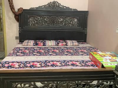 Complete bed set