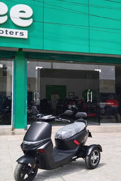 three vehicles scooter
