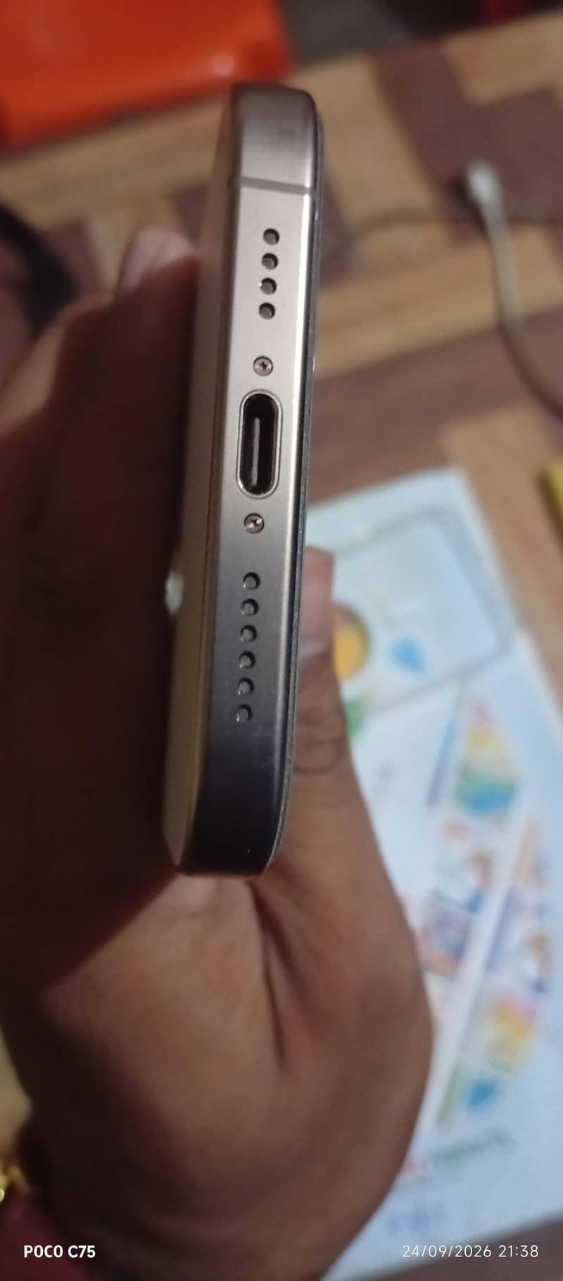 Apple iPhone 16 Pro Max 8