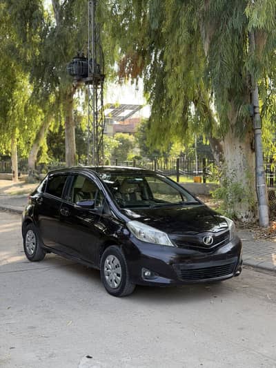 Toyota Vitz 2013
