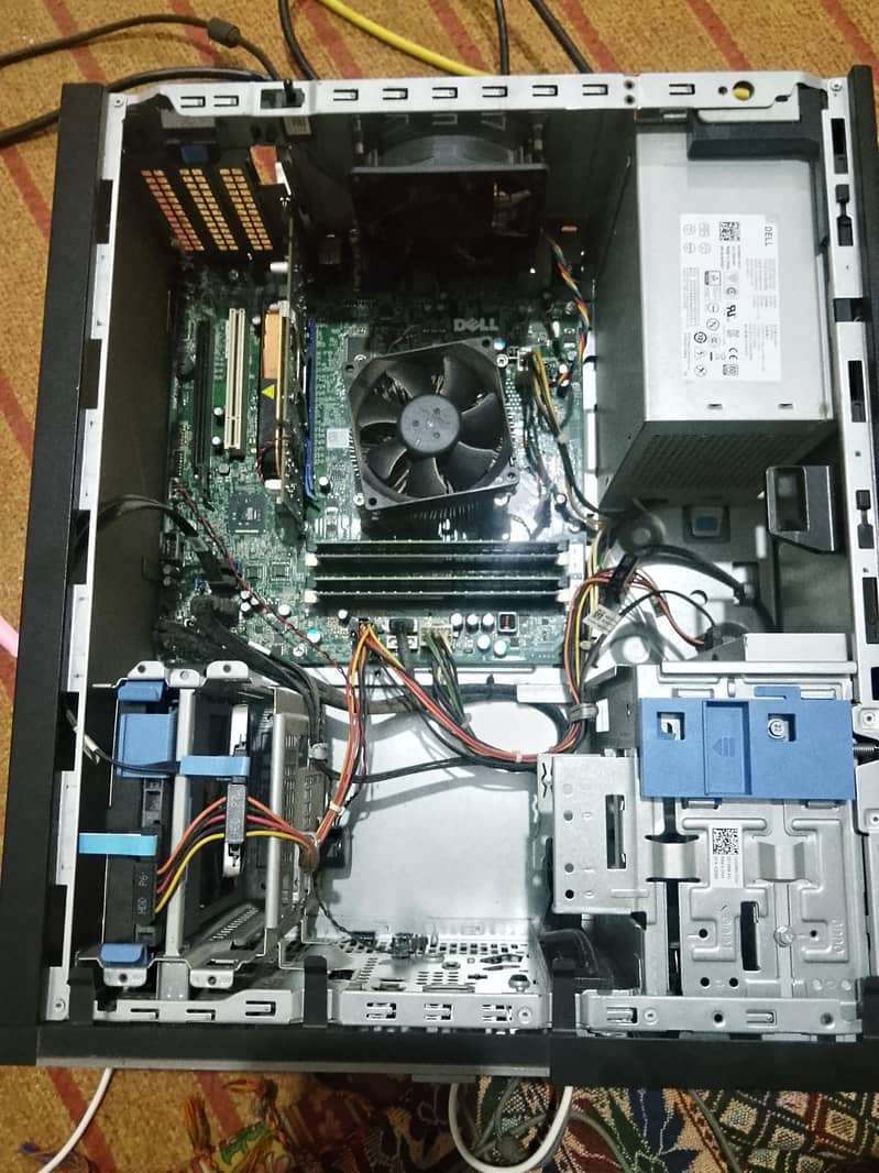 computer Dell 3