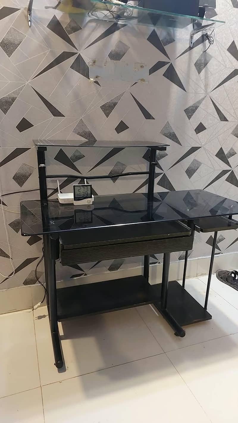 Tv and Computer Table 1