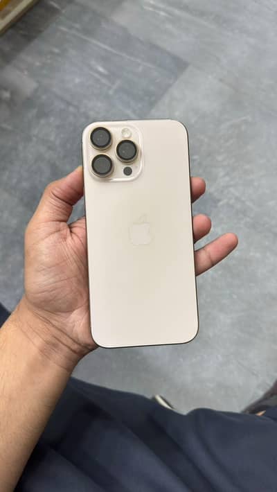 iPhone 16 Pro Max 256GB Desert Titanium