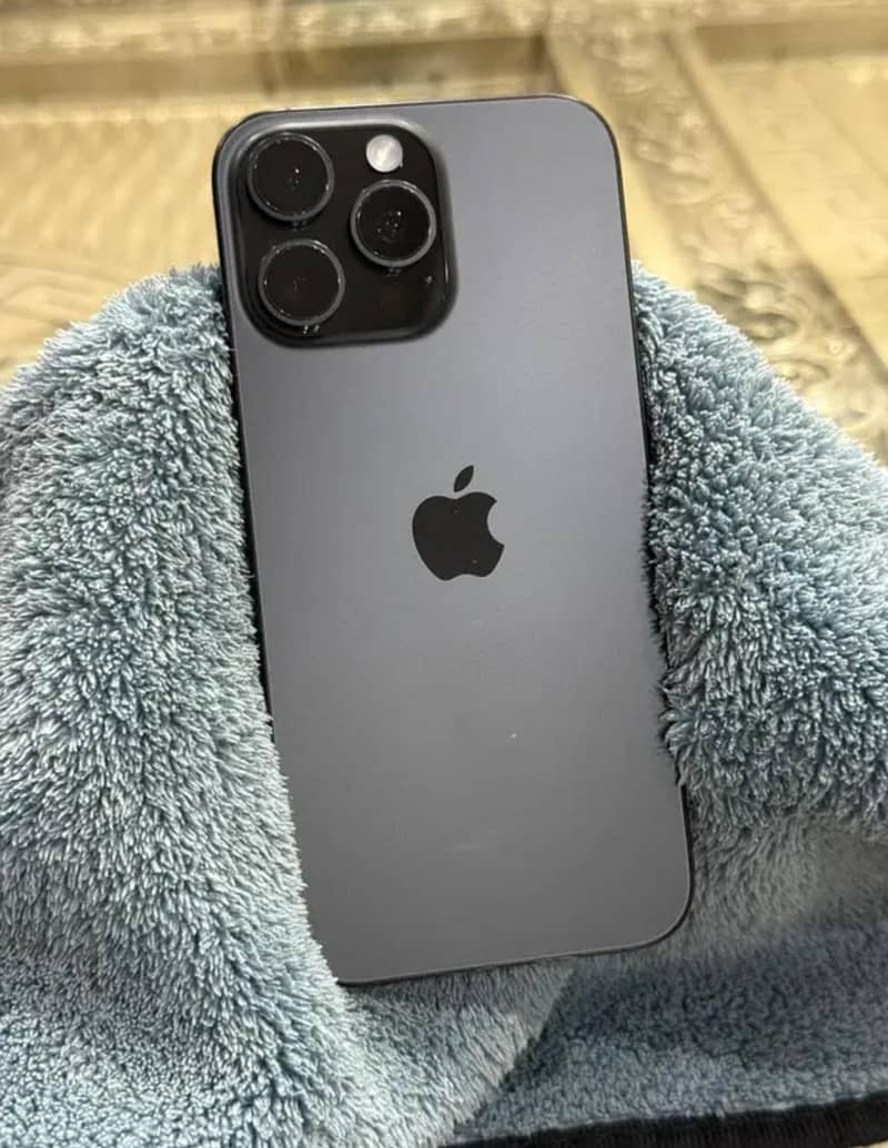 Apple iPhone 13 Pro Max 0