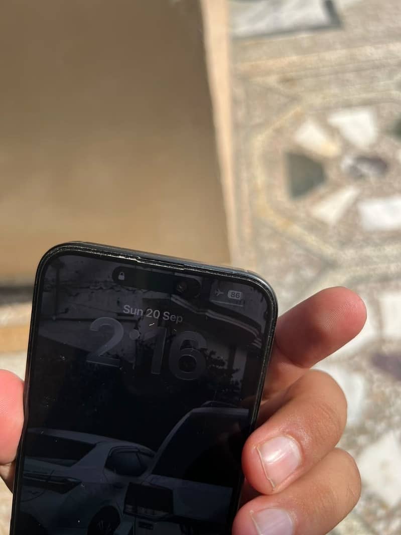 Apple iPhone 15 Pro Max 4