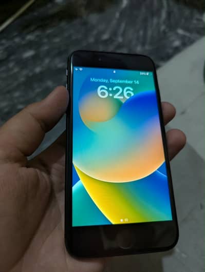 Apple iPhone 8