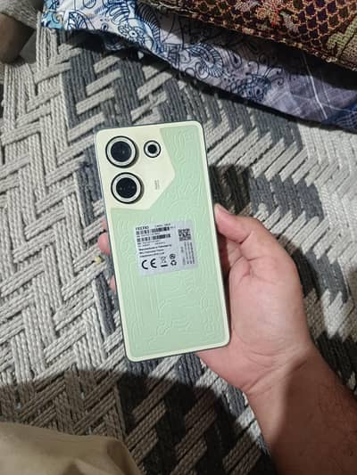 Tecno CAMON 20