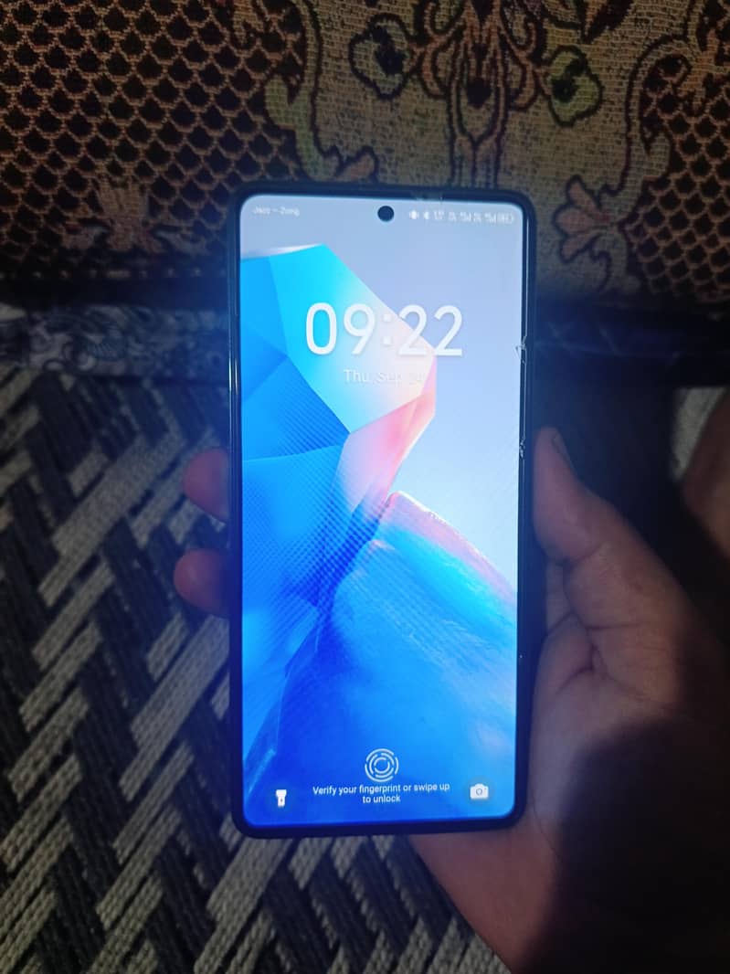Tecno CAMON 20 3