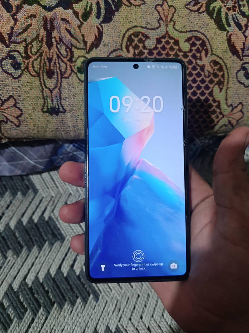 Tecno CAMON 20 7