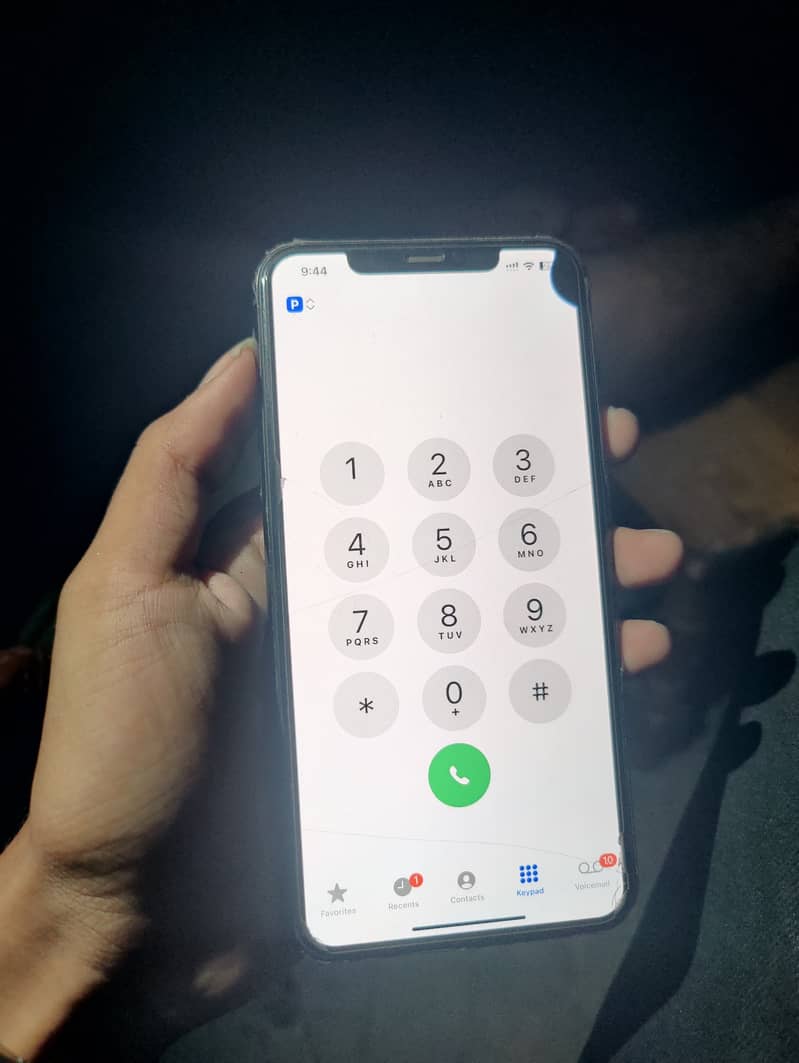 Apple iPhone 11 Pro Max 4