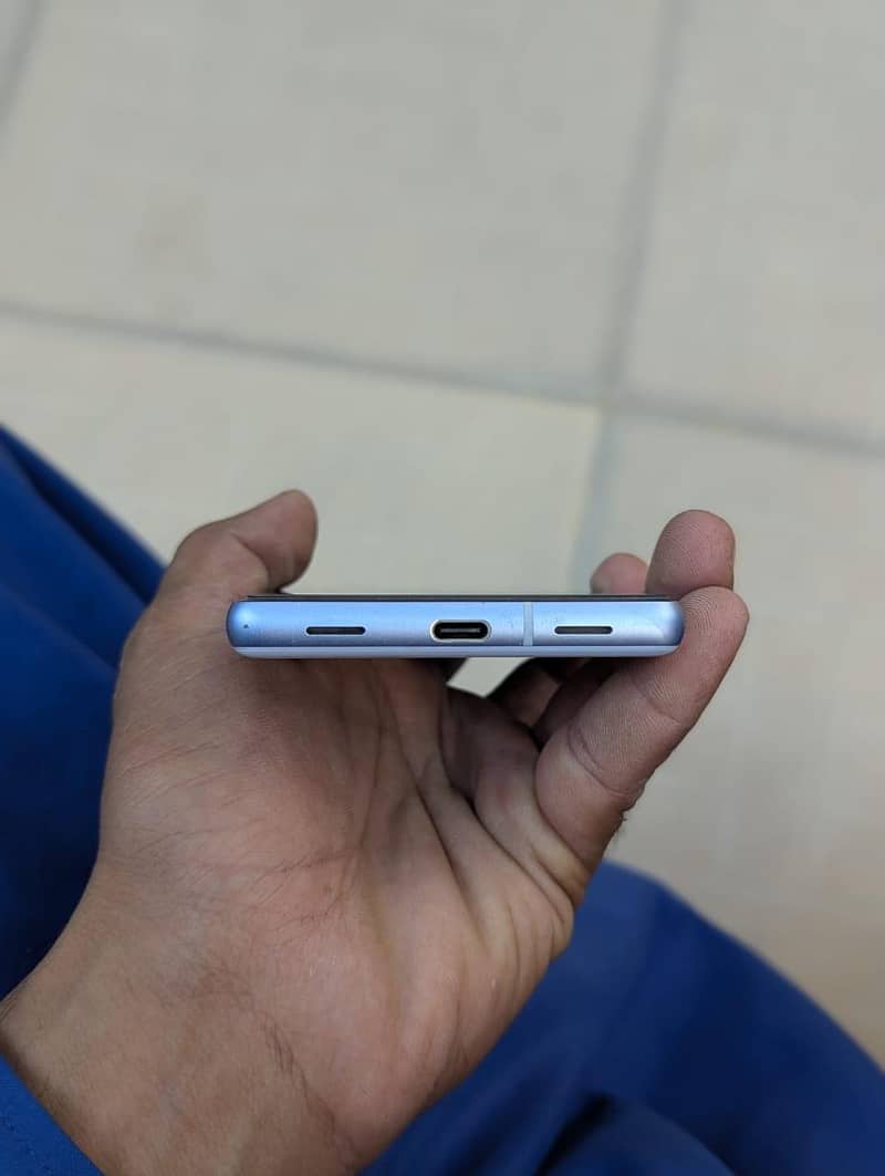 Google Pixel 7a 2